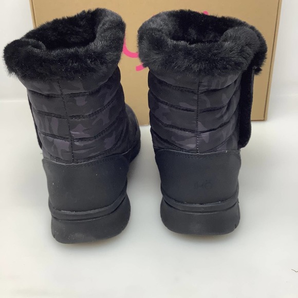 Ryka Suzy Quilted Faux Fur Pull On Booties‎ in Black Camo Size 8 New With Box - Picture 4 of 6